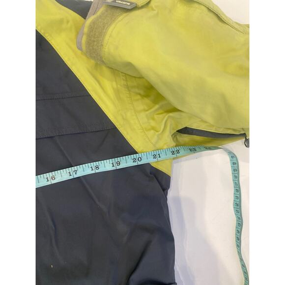 Burton Formula Gray Lime Green Snowboarding Jacket Sz M Fleece Lined Winter Warm - Picture 15 of 16
